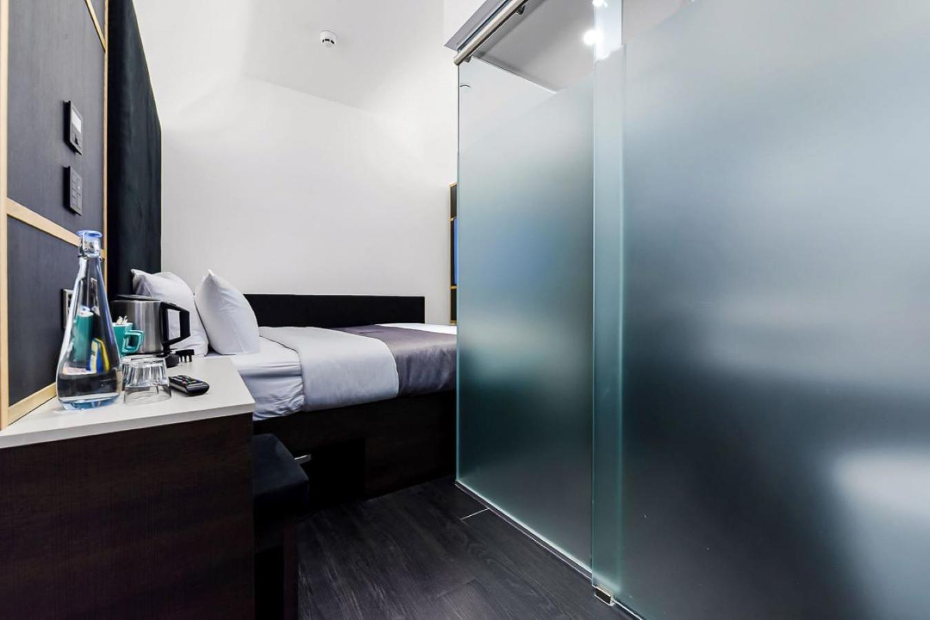 The Z Hotel Strand Londra Exterior foto